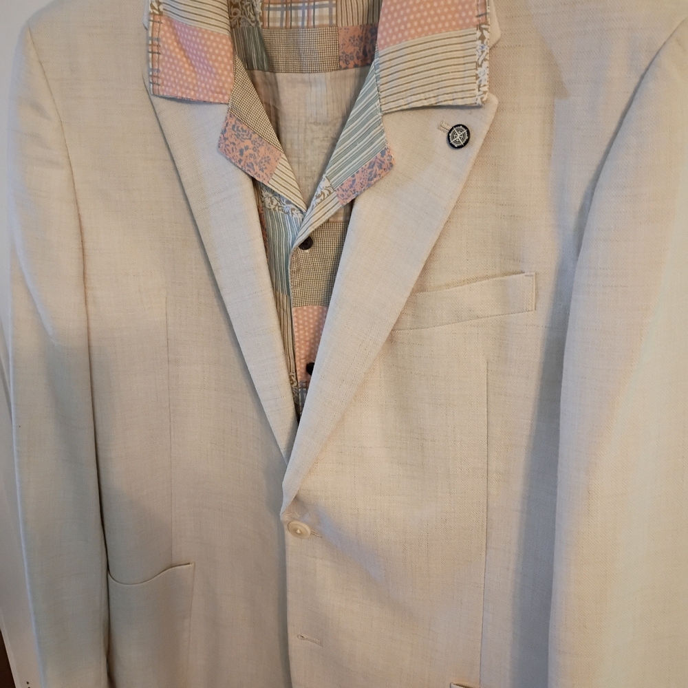 NEW Nautica Men's Cream Blazer.  FREE Shirt!